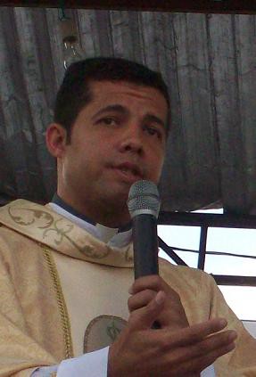 Pe. Willian Bernardo da Silva - Administrador Paroquial